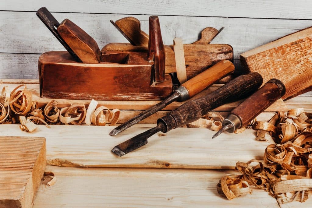 Quels sont les outils traditionnels de l'ébénisterie