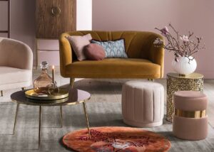 comment entretenir des chaises en velours pour éviter les taches et l'usure